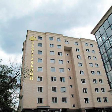 Residential Complex Central 271 Алма Ата Екстериор снимка